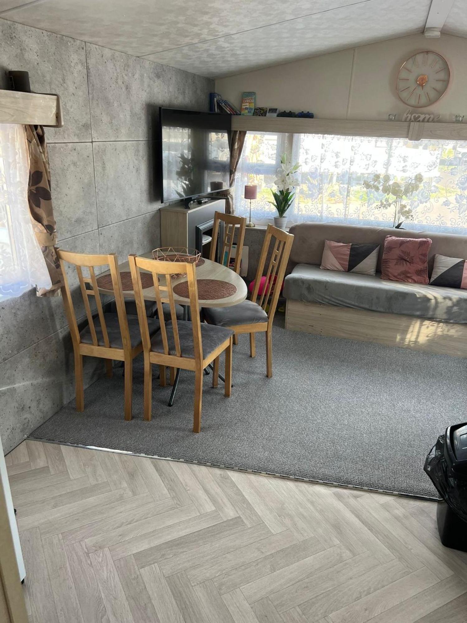 Отель Angie'S Caravan At Seawick Saint Osyth Экстерьер фото